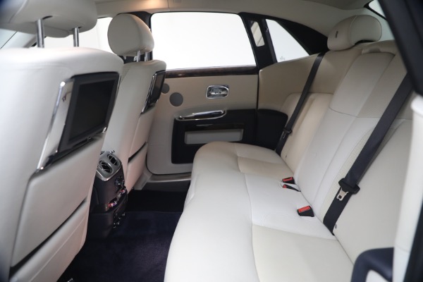 Used 2014 Rolls-Royce Ghost for sale $139,900 at Maserati of Greenwich in Greenwich CT 06830 20