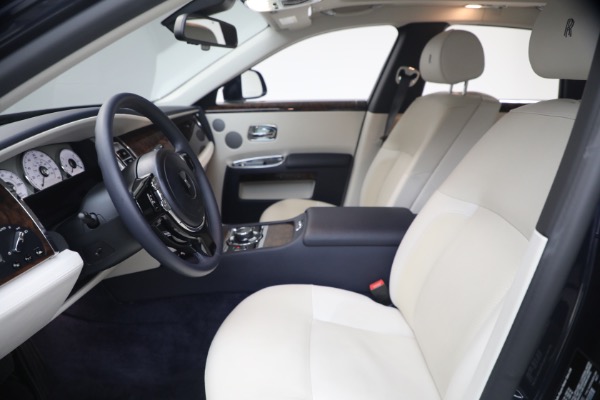 Used 2014 Rolls-Royce Ghost for sale $139,900 at Maserati of Greenwich in Greenwich CT 06830 22