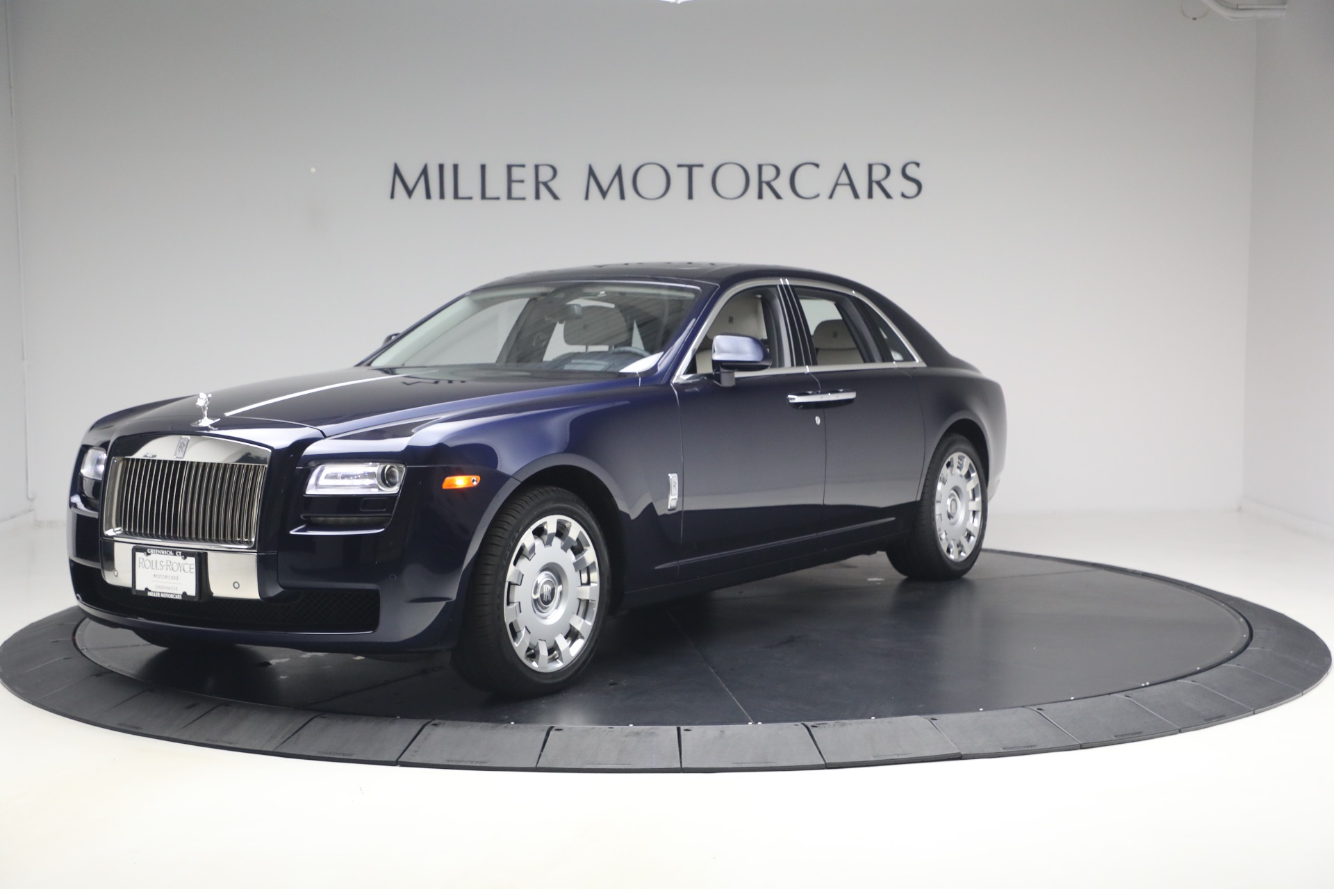 Used 2014 Rolls-Royce Ghost for sale $139,900 at Maserati of Greenwich in Greenwich CT 06830 1