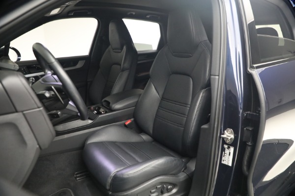Used 2024 Porsche Cayenne S for sale $79,900 at Maserati of Greenwich in Greenwich CT 06830 13