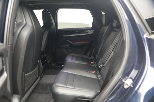 Used 2024 Porsche Cayenne S for sale $79,900 at Maserati of Greenwich in Greenwich CT 06830 15