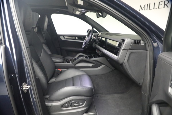 Used 2024 Porsche Cayenne S for sale $79,900 at Maserati of Greenwich in Greenwich CT 06830 18
