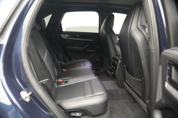 Used 2024 Porsche Cayenne S for sale $79,900 at Maserati of Greenwich in Greenwich CT 06830 21