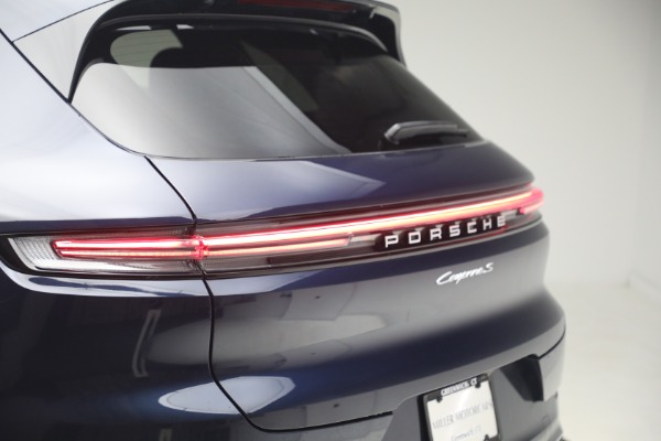 Used 2024 Porsche Cayenne S for sale $79,900 at Maserati of Greenwich in Greenwich CT 06830 26
