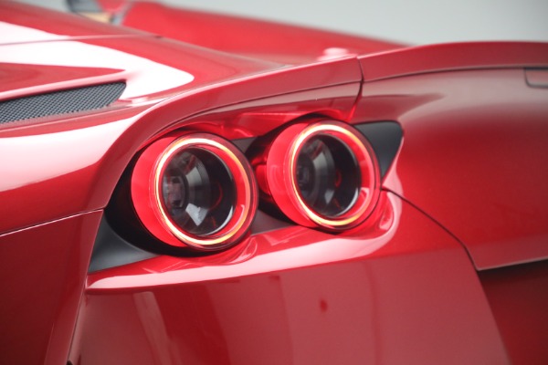 Used 2023 Ferrari 812 GTS for sale $949,900 at Maserati of Greenwich in Greenwich CT 06830 27