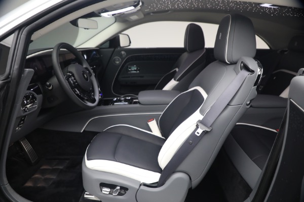 Used 2024 Rolls-Royce Spectre for sale $399,900 at Maserati of Greenwich in Greenwich CT 06830 18