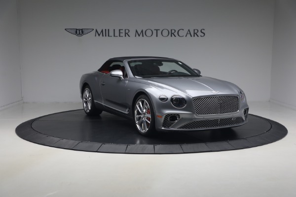Used 2022 Bentley Continental GTC V8 for sale $219,900 at Maserati of Greenwich in Greenwich CT 06830 24