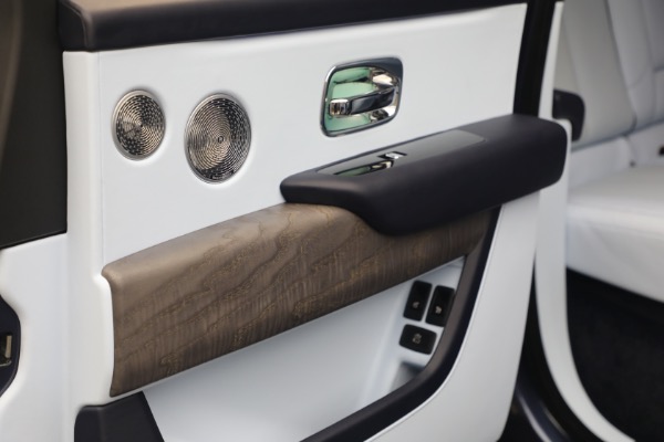 Used 2025 Rolls-Royce Cullinan for sale $419,900 at Maserati of Greenwich in Greenwich CT 06830 28