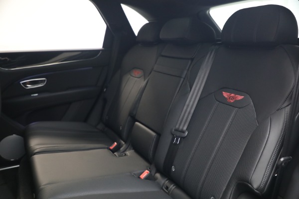 New 2026 Bentley Bentayga V8 for sale $244,330 at Maserati of Greenwich in Greenwich CT 06830 24