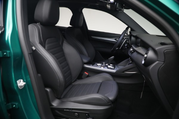 New 2026 Alfa Romeo Stelvio Veloce for sale $60,715 at Maserati of Greenwich in Greenwich CT 06830 13