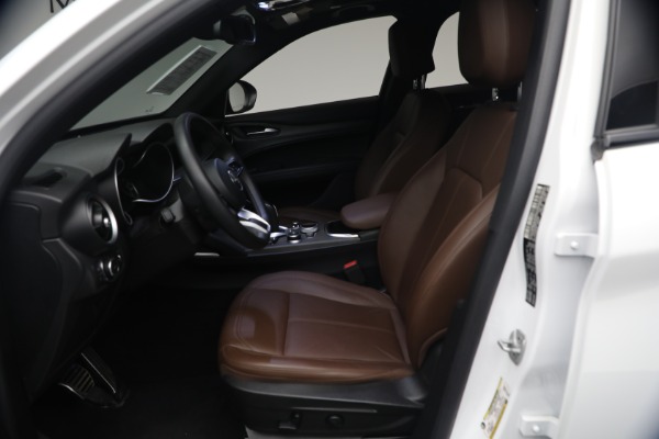 Used 2023 Alfa Romeo Stelvio Ti for sale $32,900 at Maserati of Greenwich in Greenwich CT 06830 13