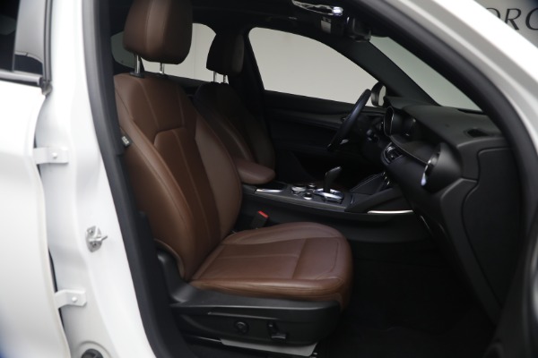 Used 2023 Alfa Romeo Stelvio Ti for sale $32,900 at Maserati of Greenwich in Greenwich CT 06830 17