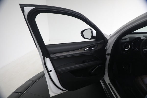 Used 2023 Alfa Romeo Stelvio Ti for sale $32,900 at Maserati of Greenwich in Greenwich CT 06830 22
