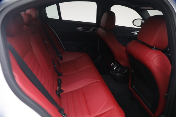New 2026 Alfa Romeo Giulia Veloce for sale $55,870 at Maserati of Greenwich in Greenwich CT 06830 20