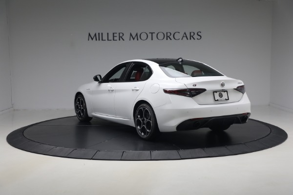 New 2026 Alfa Romeo Giulia Veloce for sale $55,870 at Maserati of Greenwich in Greenwich CT 06830 5