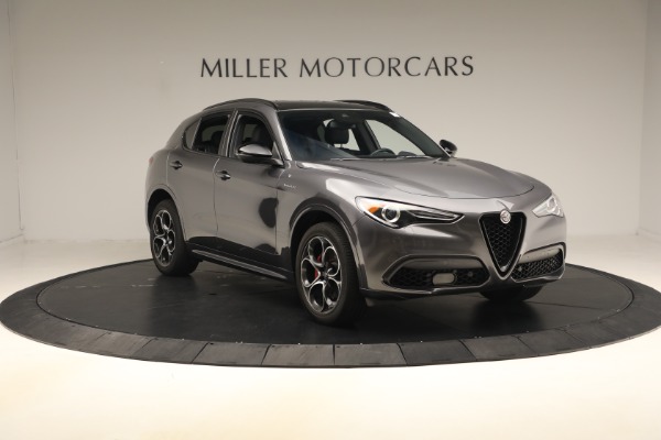 Used 2023 Alfa Romeo Stelvio Veloce for sale $34,900 at Maserati of Greenwich in Greenwich CT 06830 11
