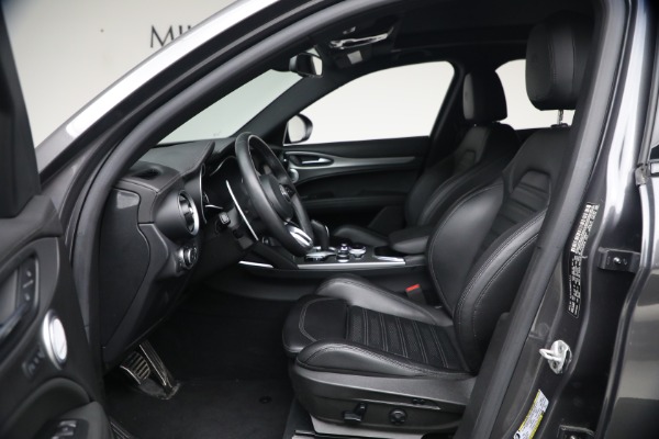 Used 2023 Alfa Romeo Stelvio Veloce for sale $34,900 at Maserati of Greenwich in Greenwich CT 06830 13