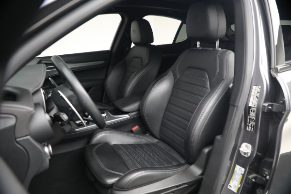 Used 2023 Alfa Romeo Stelvio Veloce for sale $34,900 at Maserati of Greenwich in Greenwich CT 06830 15