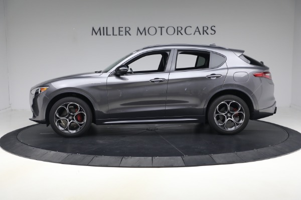 Used 2023 Alfa Romeo Stelvio Veloce for sale $34,900 at Maserati of Greenwich in Greenwich CT 06830 3