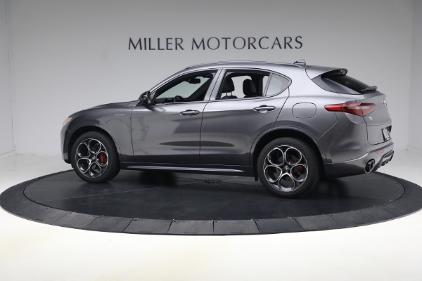 Used 2023 Alfa Romeo Stelvio Veloce for sale $34,900 at Maserati of Greenwich in Greenwich CT 06830 4