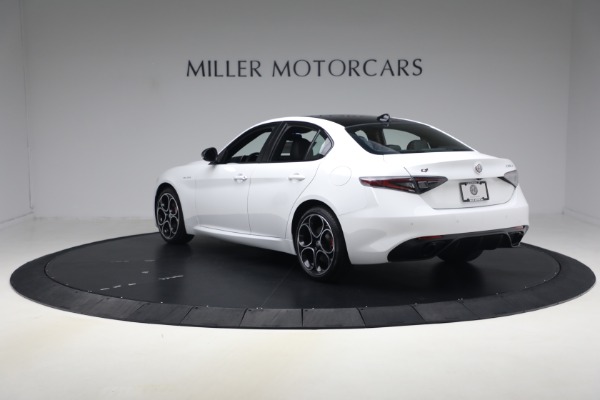 New 2026 Alfa Romeo Giulia Veloce for sale $57,670 at Maserati of Greenwich in Greenwich CT 06830 6