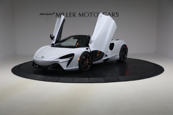 New 2026 McLaren Artura Spider Vision for sale $337,400 at Maserati of Greenwich in Greenwich CT 06830 13