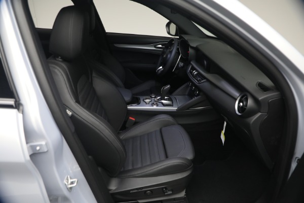 New 2026 Alfa Romeo Stelvio Veloce for sale $59,215 at Maserati of Greenwich in Greenwich CT 06830 16