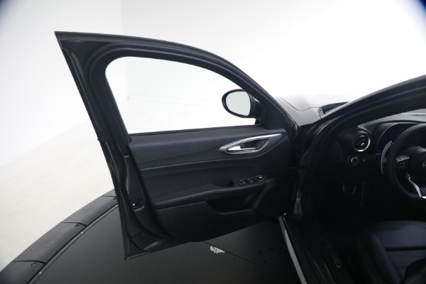 New 2026 Alfa Romeo Giulia Veloce for sale $55,815 at Maserati of Greenwich in Greenwich CT 06830 23
