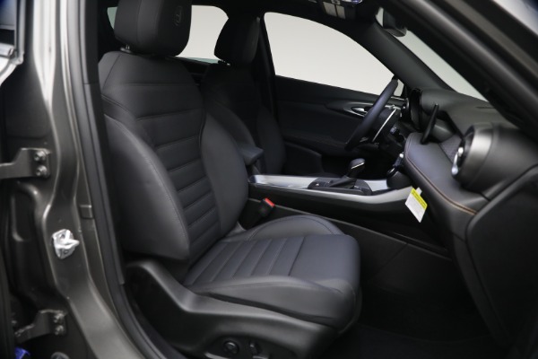 New 2026 Alfa Romeo Tonale Veloce for sale $50,035 at Maserati of Greenwich in Greenwich CT 06830 16