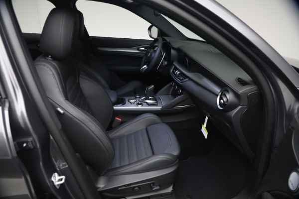 New 2026 Alfa Romeo Stelvio Veloce for sale $61,965 at Maserati of Greenwich in Greenwich CT 06830 16