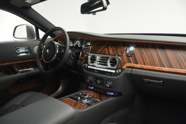 Used 2015 Rolls-Royce Wraith for sale Sold at Maserati of Greenwich in Greenwich CT 06830 27