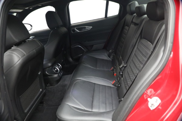 Used 2023 Alfa Romeo Giulia Veloce for sale $33,900 at Maserati of Greenwich in Greenwich CT 06830 18