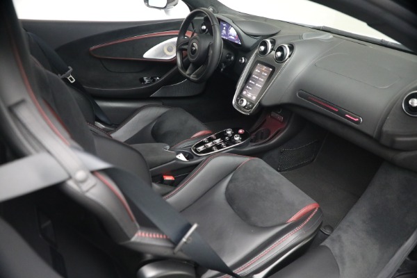 Used 2025 McLaren GTS Performance for sale $189,900 at Maserati of Greenwich in Greenwich CT 06830 26