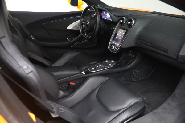 Used 2023 McLaren GT for sale $166,900 at Maserati of Greenwich in Greenwich CT 06830 17