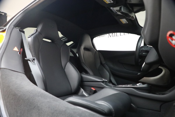 Used 2023 McLaren GT for sale $166,900 at Maserati of Greenwich in Greenwich CT 06830 19