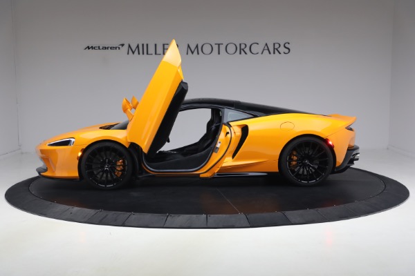 Used 2023 McLaren GT for sale $166,900 at Maserati of Greenwich in Greenwich CT 06830 27
