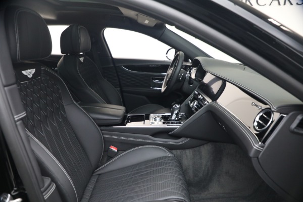 Used 2022 Bentley Flying Spur W12 for sale $195,900 at Maserati of Greenwich in Greenwich CT 06830 27