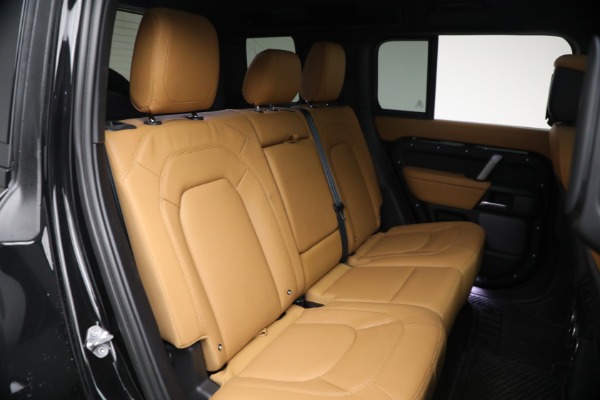 Used 2024 Land Rover Defender 110 V8 P525 for sale $84,900 at Maserati of Greenwich in Greenwich CT 06830 22