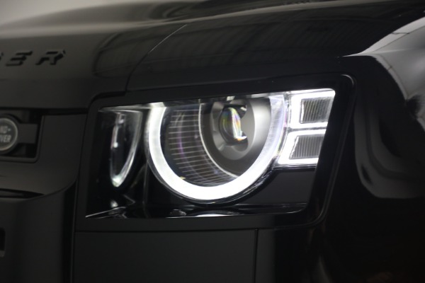 Used 2024 Land Rover Defender 110 V8 P525 for sale $84,900 at Maserati of Greenwich in Greenwich CT 06830 24