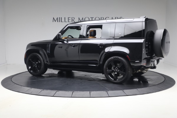 Used 2024 Land Rover Defender 110 V8 P525 for sale $84,900 at Maserati of Greenwich in Greenwich CT 06830 4