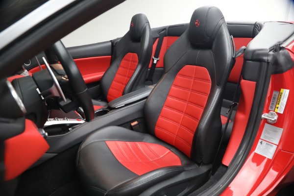 Used 2017 Ferrari California T for sale $163,900 at Maserati of Greenwich in Greenwich CT 06830 14