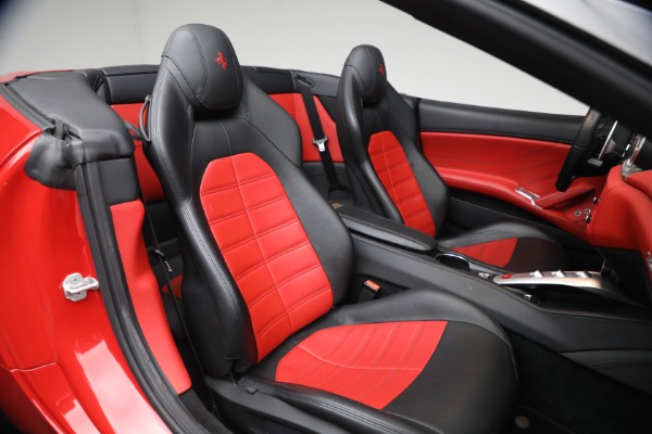 Used 2017 Ferrari California T for sale $163,900 at Maserati of Greenwich in Greenwich CT 06830 18