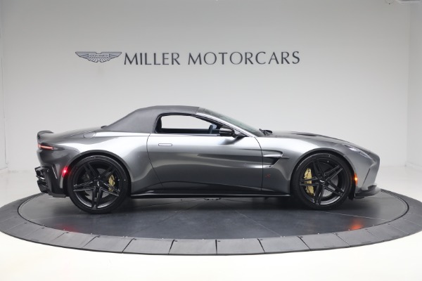 New 2026 Aston Martin Vantage S Roadster for sale $295,000 at Maserati of Greenwich in Greenwich CT 06830 21