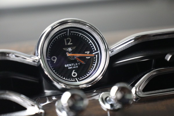 Used 2021 Bentley Bentayga Speed for sale $139,900 at Maserati of Greenwich in Greenwich CT 06830 25