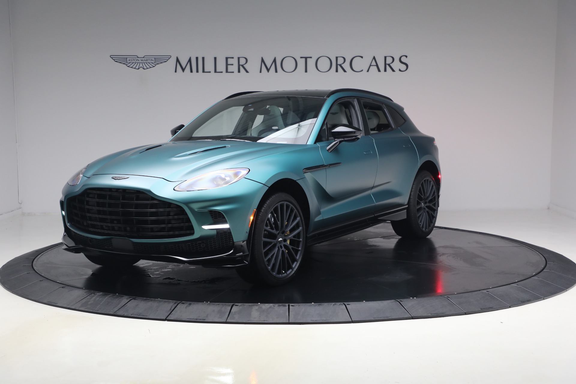 Used 2023 Aston Martin DBX 707 for sale $159,900 at Maserati of Greenwich in Greenwich CT 06830 1