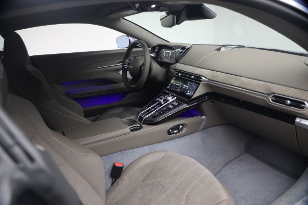 New 2026 Aston Martin Vantage S for sale $257,880 at Maserati of Greenwich in Greenwich CT 06830 20