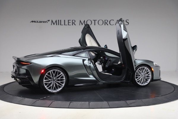 New 2027 McLaren GTS TechLux for sale $253,900 at Maserati of Greenwich in Greenwich CT 06830 21