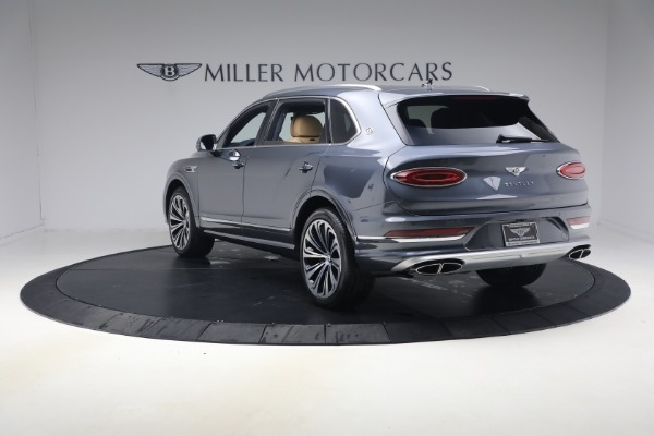 Used 2026 Bentley Bentayga EWB Azure V8 for sale $279,900 at Maserati of Greenwich in Greenwich CT 06830 5