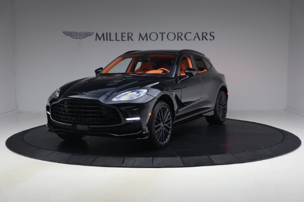 2025 Aston Martin DBX