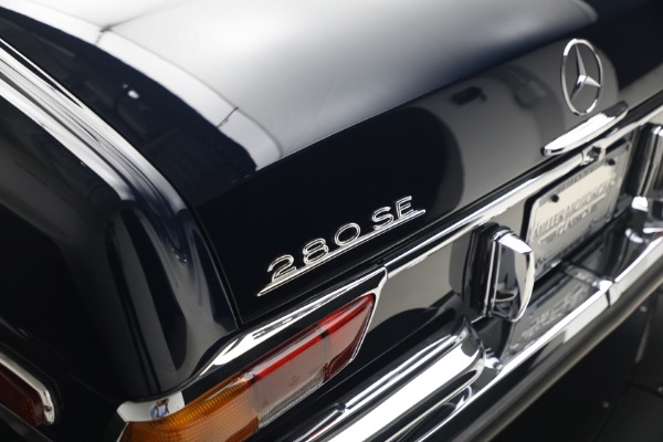 Used 1971 Mercedes-Benz 280SE 3.5 Cabriolet for sale $475,000 at Maserati of Greenwich in Greenwich CT 06830 22